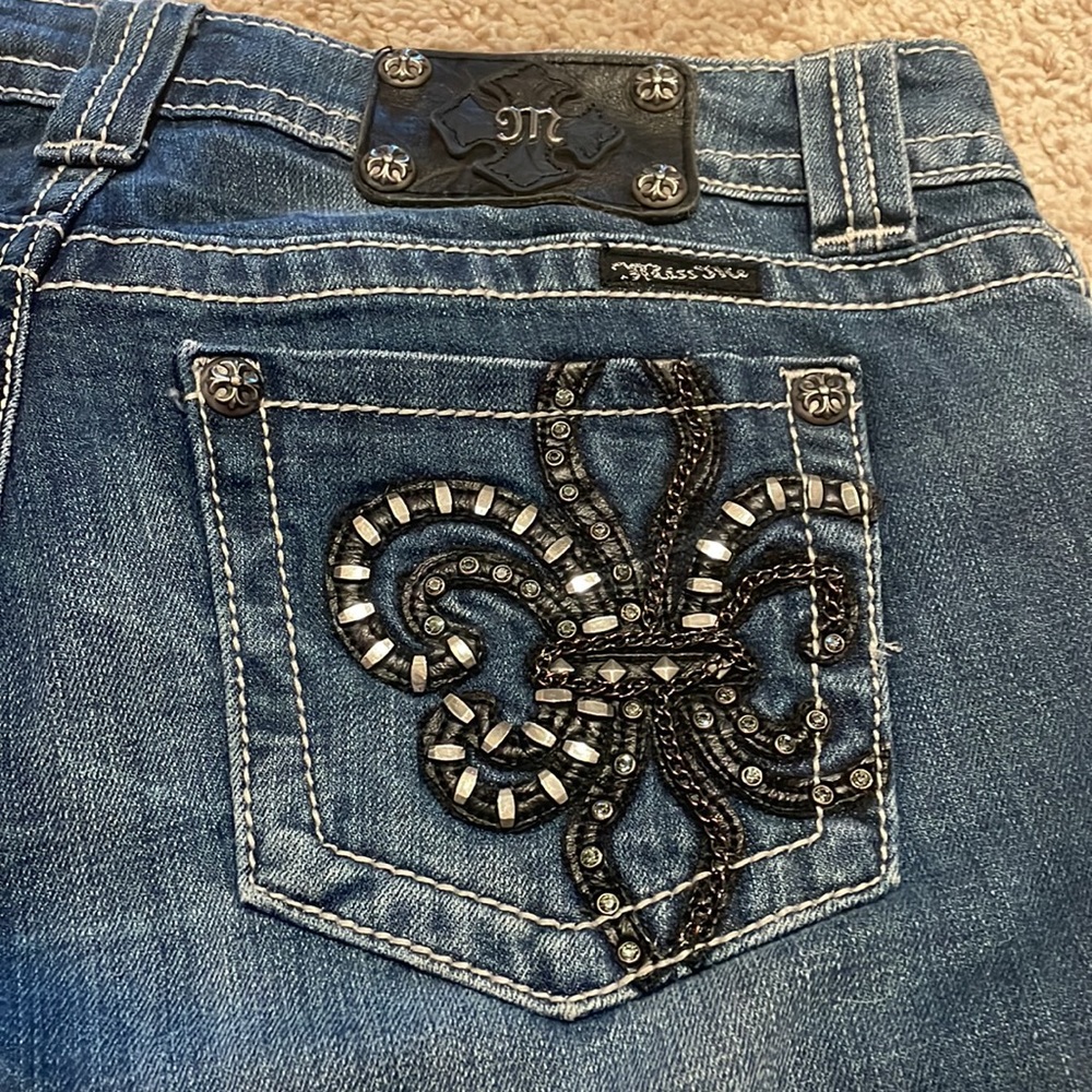 Miss Me Boot Jeans - Black Fleur De Lis Pockets
